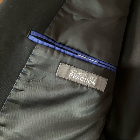 Kenneth Cole Reaction Men's Suit Separates Jacket, Black, Excellent Condition - Picture 2 of 10